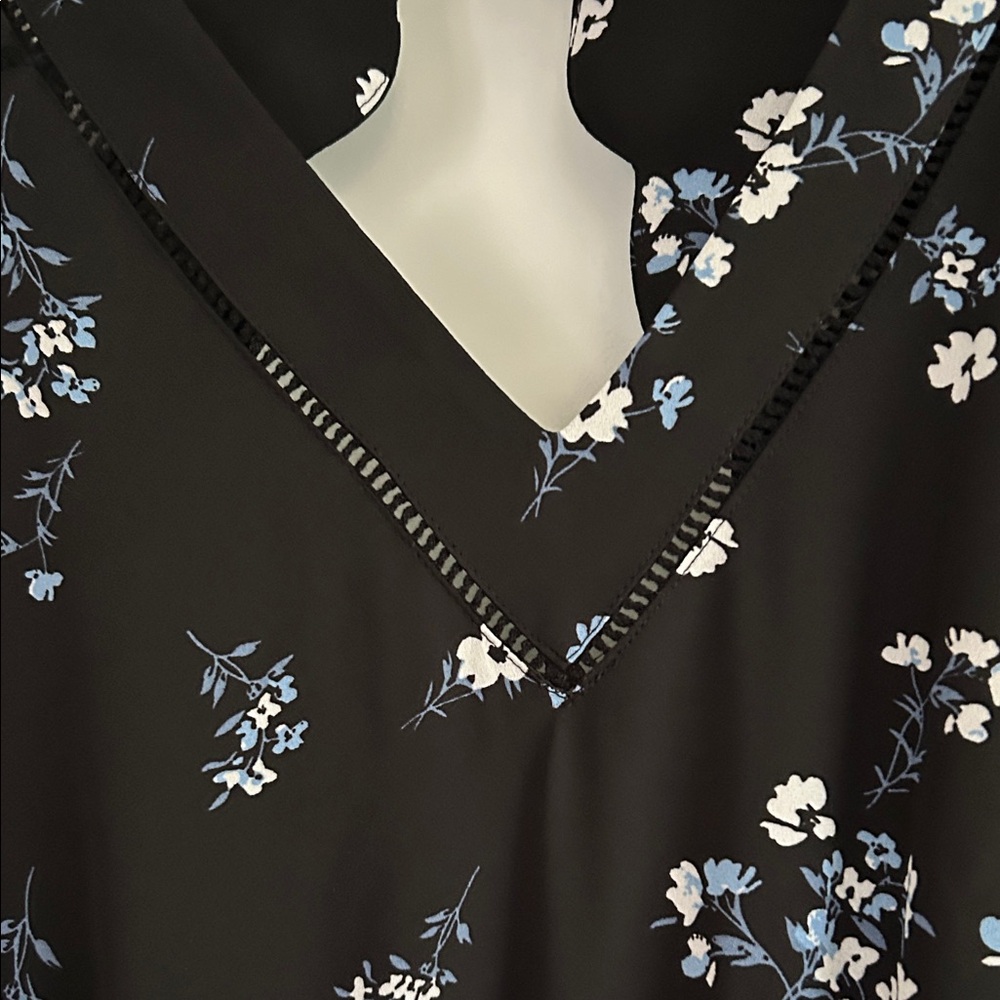 41 Hawthorn Black Floral Mini Dress - Picture 5 of 8